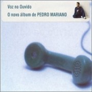 Voz no ouvido