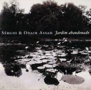 Jardim abandonado