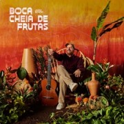 Boca cheia de fruas